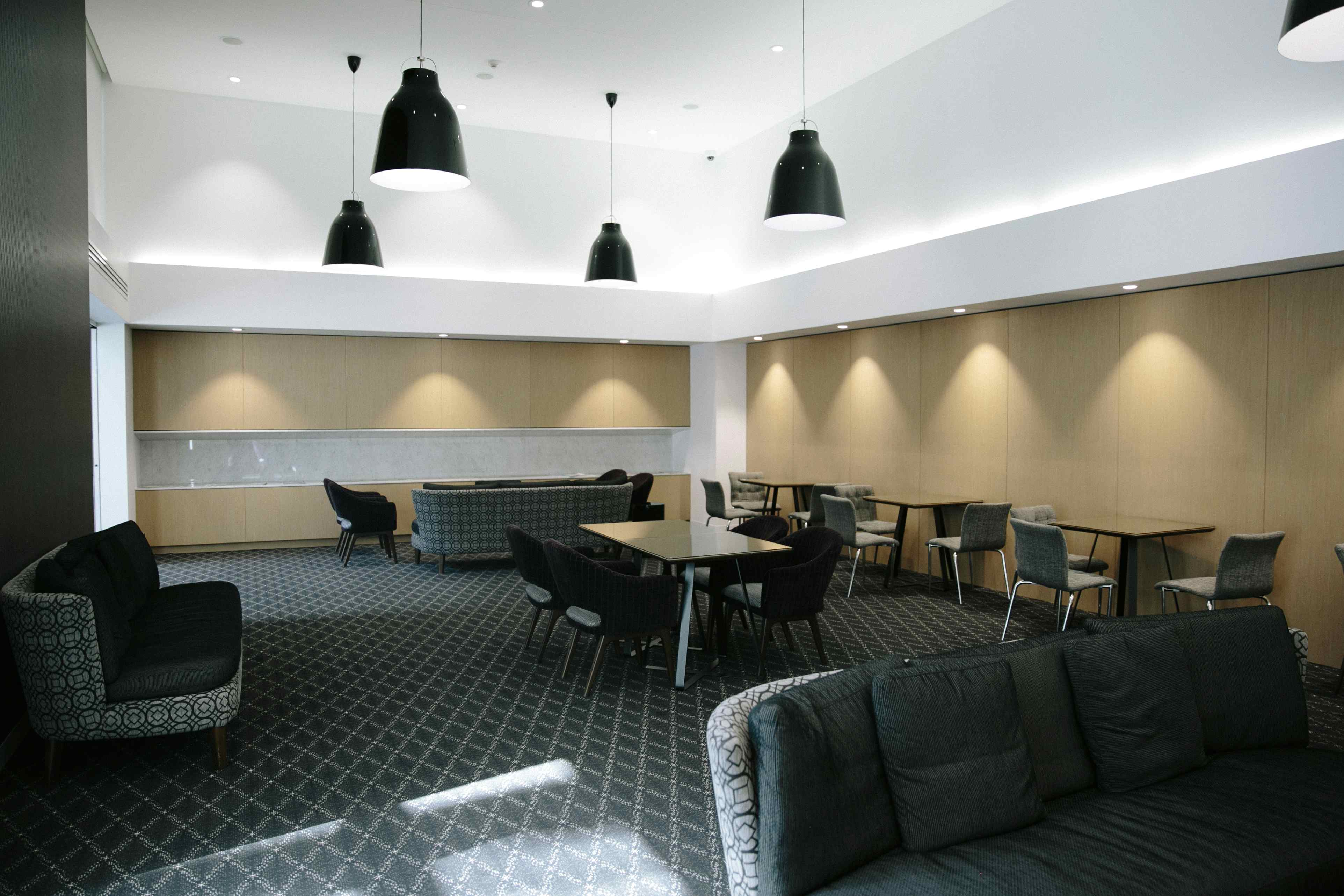 Guest Lounge , Avenue Hotel Canberra
